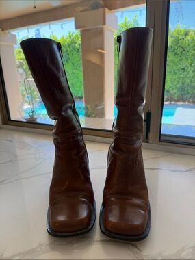Vintage Charles David by Nathalie M Brown Leather Mid-High Heeled Boots.
